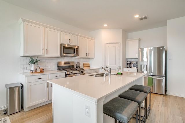 224 Post Oak Street, Azle, TX 76020
