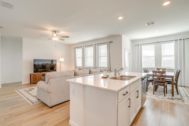 224 Post Oak Street, Azle, TX 76020