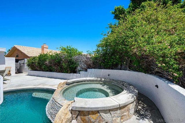 78735 Villeta DR, La Quinta, CA 92253