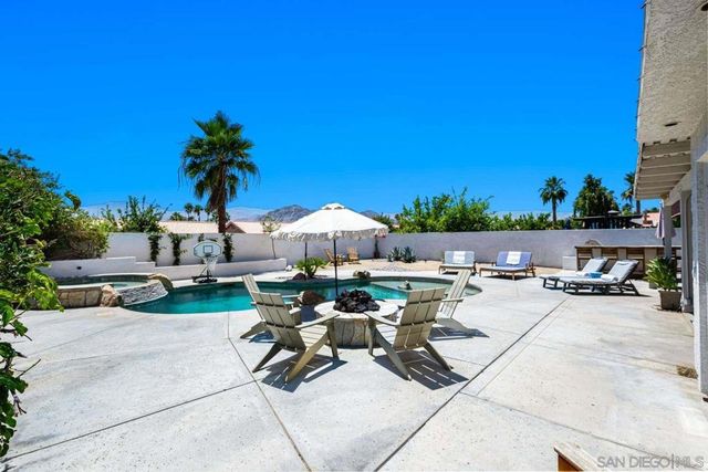 78735 Villeta DR, La Quinta, CA 92253