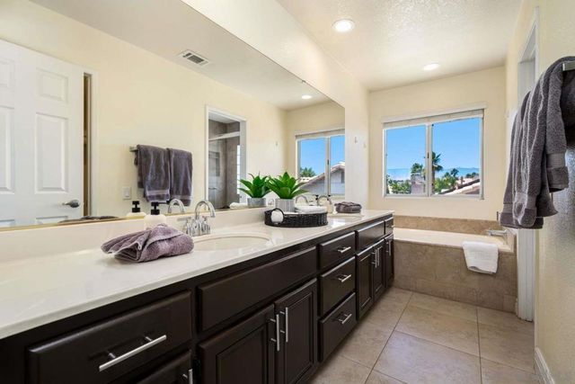 78735 Villeta DR, La Quinta, CA 92253