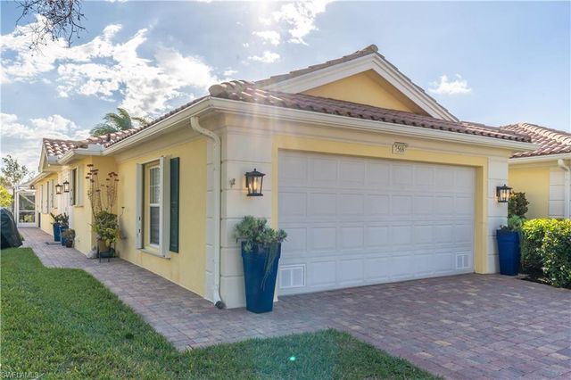 7568 Novara CT, Naples, FL 34114