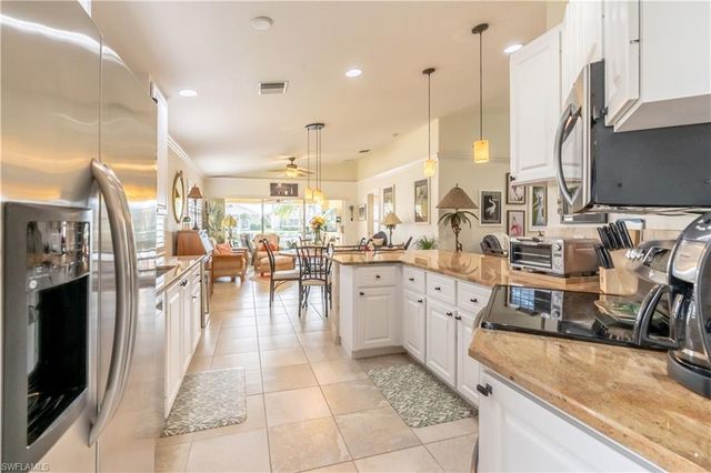 7568 Novara CT, Naples, FL 34114