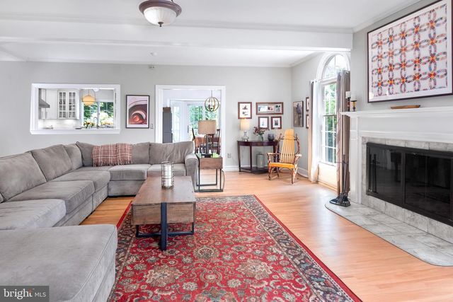 1 MICHAEL WAY, Pennington, NJ 08534