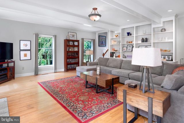 1 MICHAEL WAY, Pennington, NJ 08534