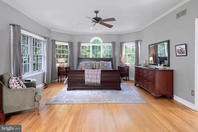 1 MICHAEL WAY, Pennington, NJ 08534