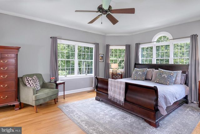 1 MICHAEL WAY, Pennington, NJ 08534
