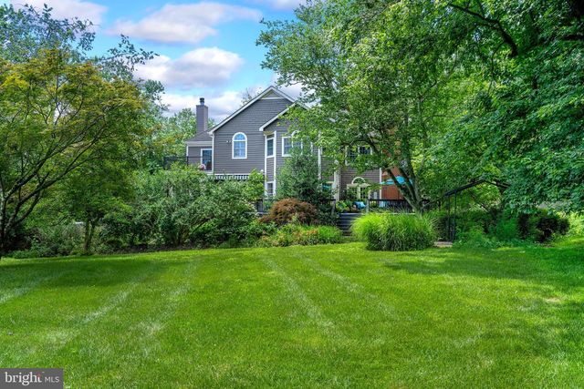 1 MICHAEL WAY, Pennington, NJ 08534
