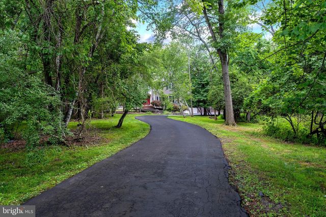 1 MICHAEL WAY, Pennington, NJ 08534