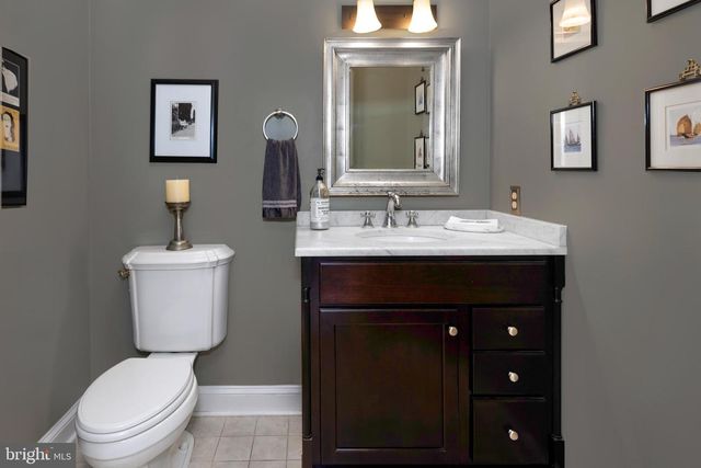 1 MICHAEL WAY, Pennington, NJ 08534