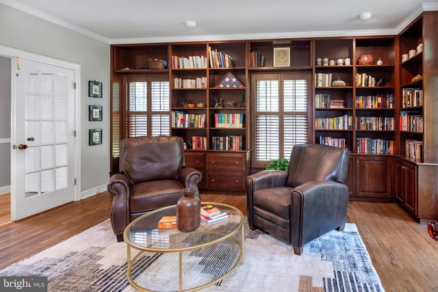 1 MICHAEL WAY, Pennington, NJ 08534