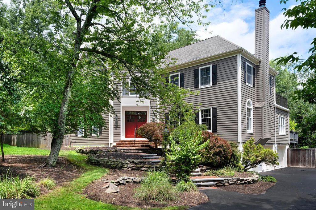 1 MICHAEL WAY, Pennington, NJ 08534