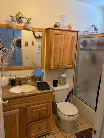 5733 Sierra Springs Dr, Pollock Pines, CA 95726