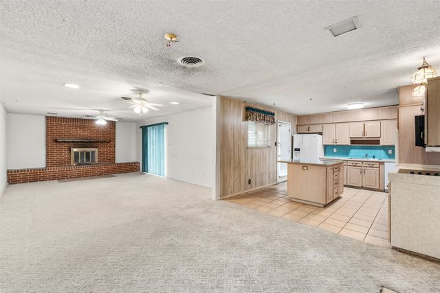 3256 Gene Lane, Haltom City, TX 76117