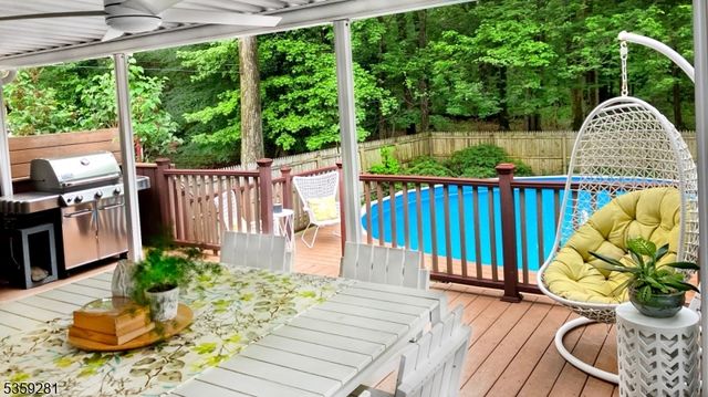 7 Park Dr, Kenilworth Boro, NJ 07033