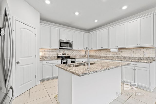 7021 Shallow Brook Court, Gulf Shores, AL 36542