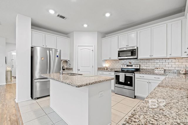 7021 Shallow Brook Court, Gulf Shores, AL 36542