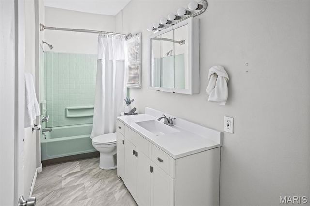 212 W 4th Street, O'fallon, IL 62269