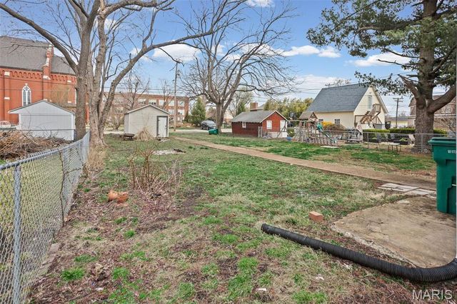 212 W 4th Street, O'fallon, IL 62269