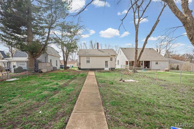 212 W 4th Street, O'fallon, IL 62269