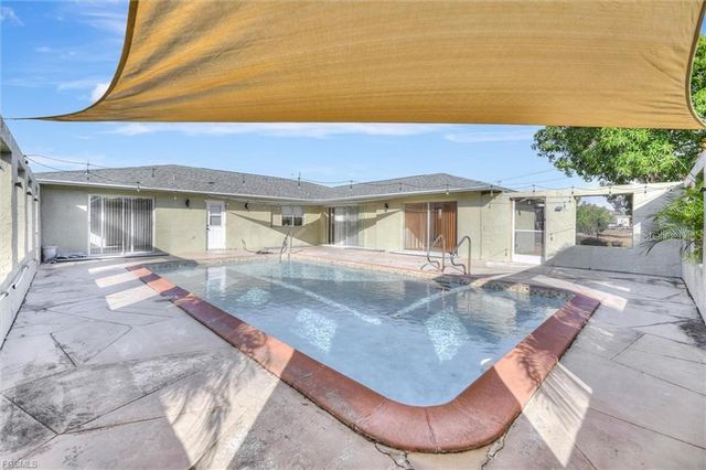 158 SE 26TH STREET, Cape Coral, FL 33904