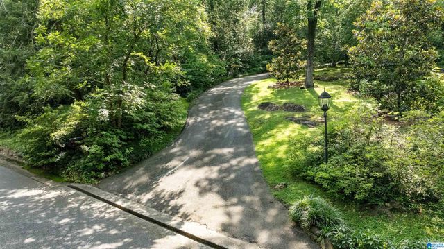 3424 E BRIARCLIFF ROAD, Mountain Brook, AL 35223