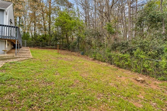 1493 Iroquois Drive, Seneca, SC 29672