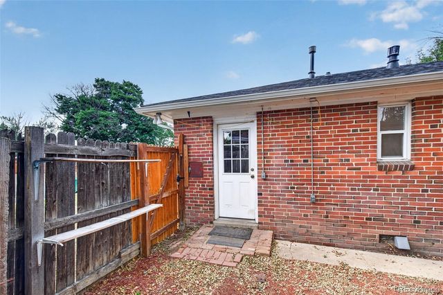 1316 Fulton Street, Aurora, CO 80010