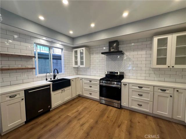 13508 Moorpark 2, Sherman Oaks, CA 91423