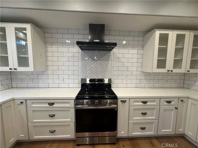 13508 Moorpark 2, Sherman Oaks, CA 91423