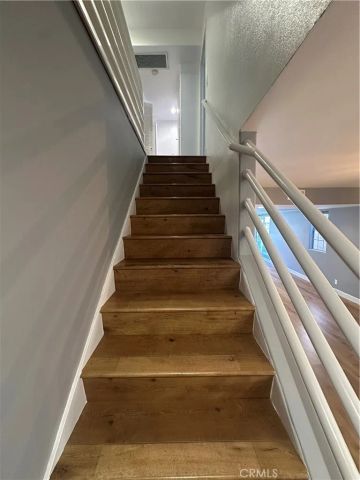 13508 Moorpark 2, Sherman Oaks, CA 91423