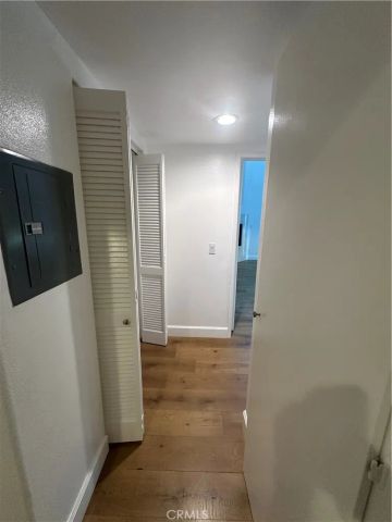 13508 Moorpark 2, Sherman Oaks, CA 91423