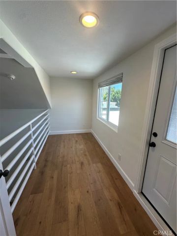 13508 Moorpark 2, Sherman Oaks, CA 91423