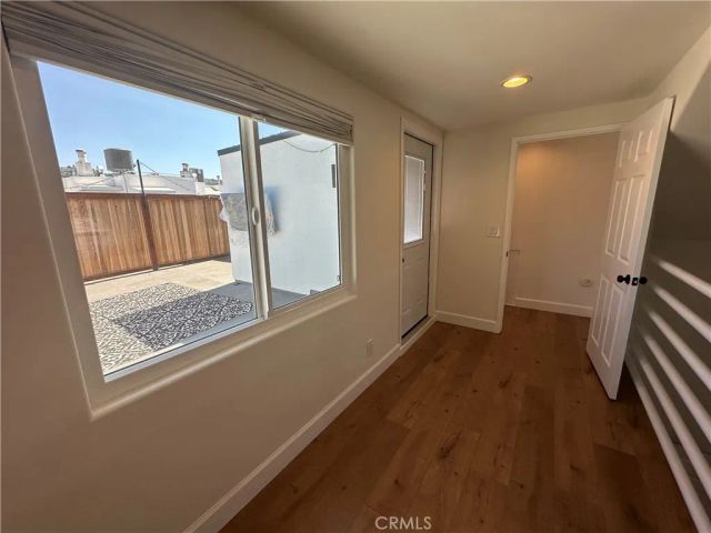 13508 Moorpark 2, Sherman Oaks, CA 91423