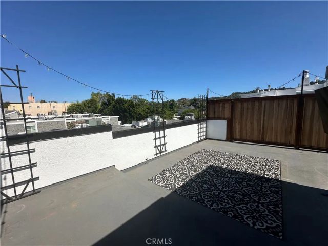 13508 Moorpark 2, Sherman Oaks, CA 91423