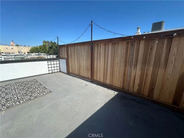 13508 Moorpark 2, Sherman Oaks, CA 91423