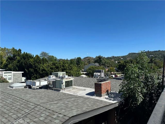 13508 Moorpark 2, Sherman Oaks, CA 91423