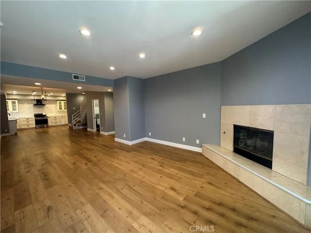 13508 Moorpark 2, Sherman Oaks, CA 91423