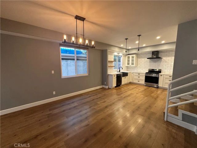 13508 Moorpark 2, Sherman Oaks, CA 91423