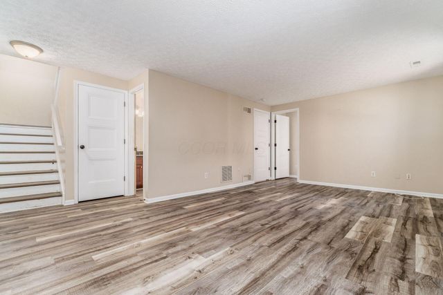 421 Bricktone Road, Blacklick, OH 43004