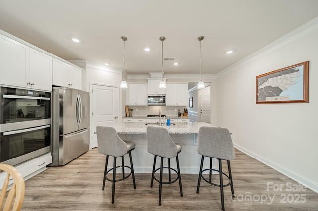 5620 Casper Drive, Charlotte, NC 28214