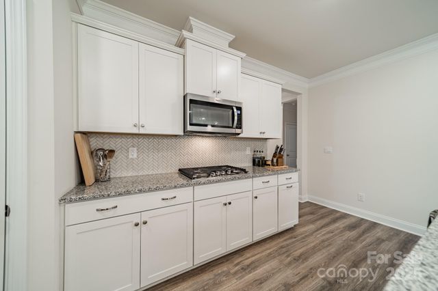 5620 Casper Drive, Charlotte, NC 28214