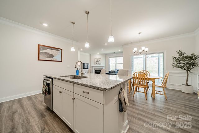 5620 Casper Drive, Charlotte, NC 28214