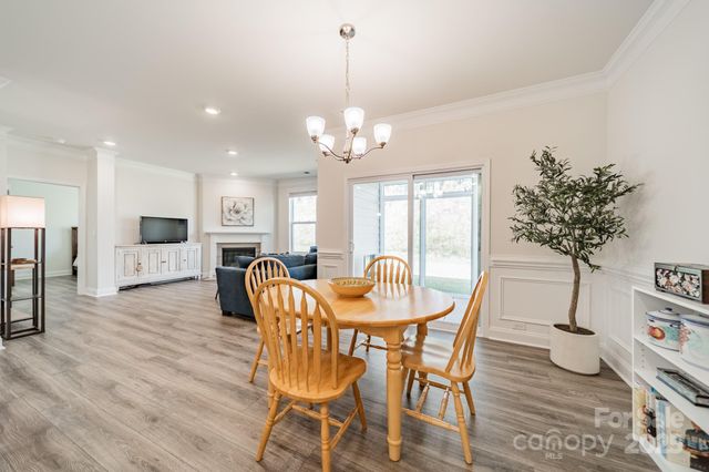 5620 Casper Drive, Charlotte, NC 28214