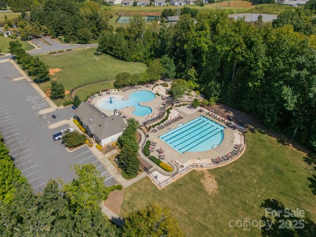 5620 Casper Drive, Charlotte, NC 28214