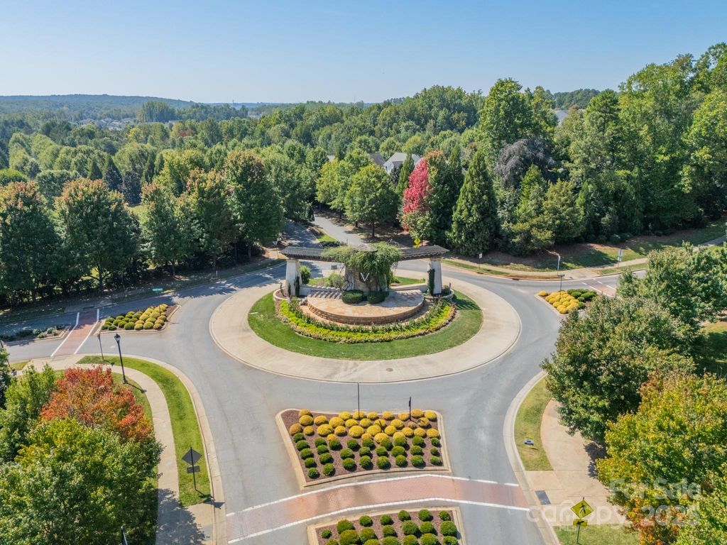 5620 Casper Drive, Charlotte, NC 28214