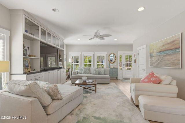 1413 Croaker Lane, Carolina Beach, NC 28428