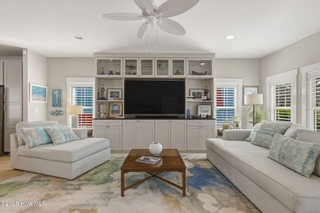 1413 Croaker Lane, Carolina Beach, NC 28428