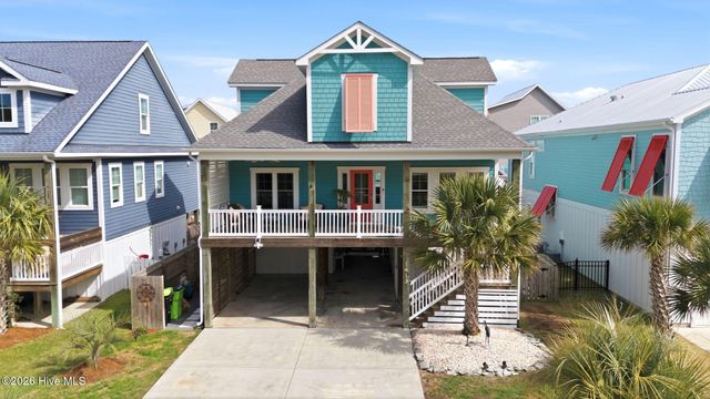 1413 Croaker Lane, Carolina Beach, NC 28428