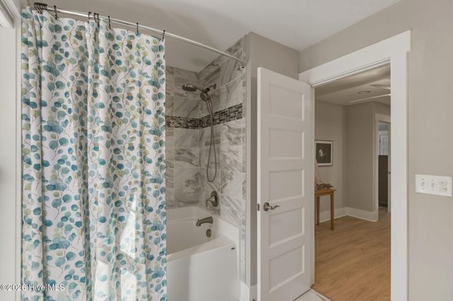 1413 Croaker Lane, Carolina Beach, NC 28428